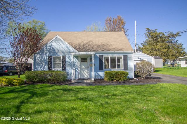 7 David Road, Colonie, NY 12110