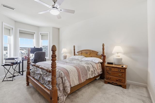 2 Francis Dr 405, Andover, MA 01810