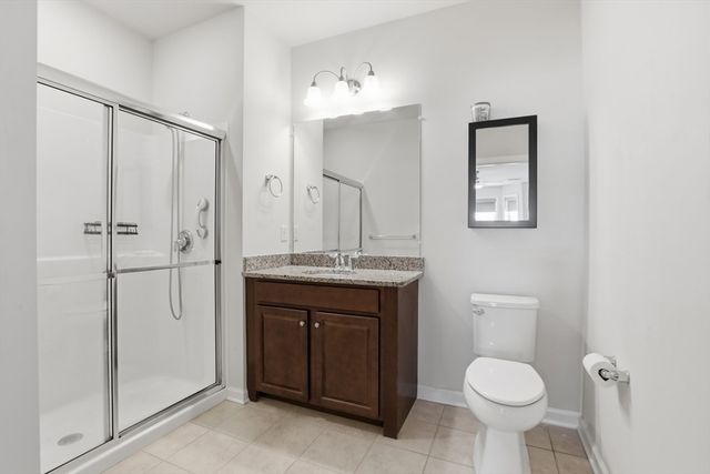 2 Francis Dr 405, Andover, MA 01810