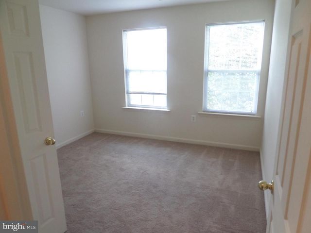 675 MCLEARY SQ SE, Leesburg, VA 20175