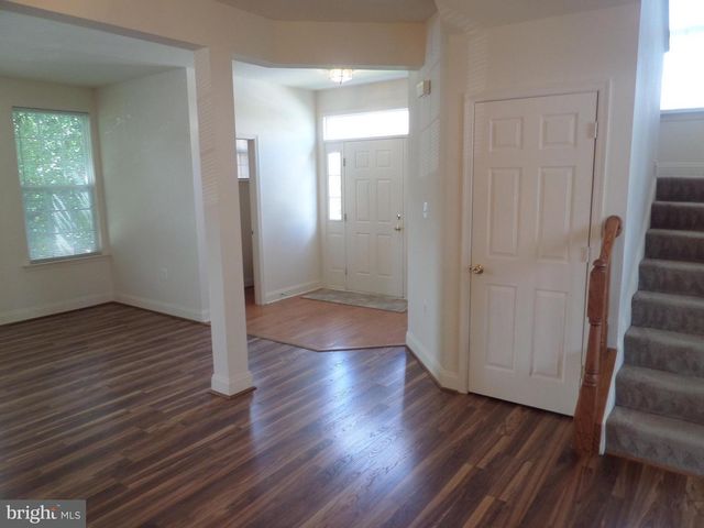 675 MCLEARY SQ SE, Leesburg, VA 20175