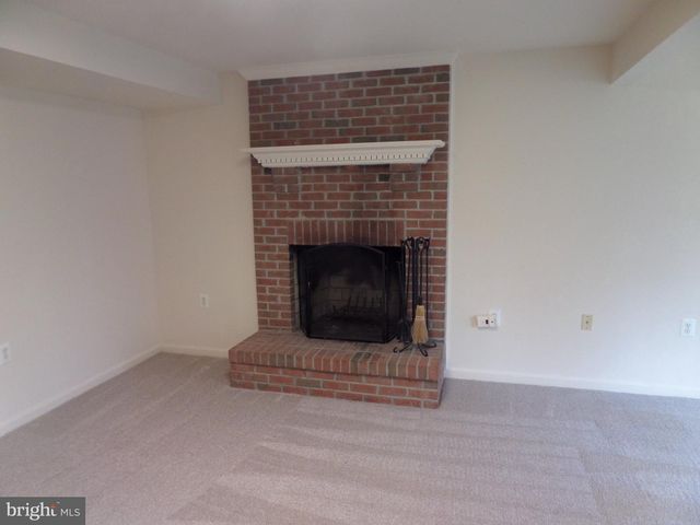 675 MCLEARY SQ SE, Leesburg, VA 20175
