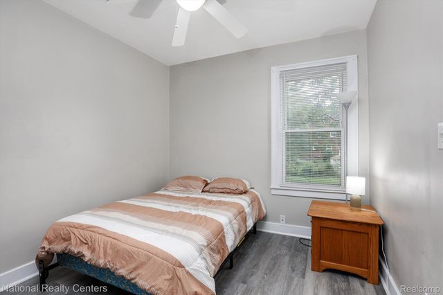 295 Eastlawn Street, Detroit, MI 48215