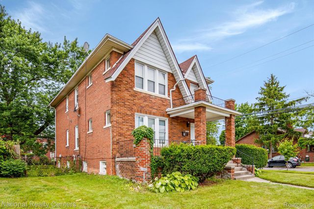 295 Eastlawn Street, Detroit, MI 48215