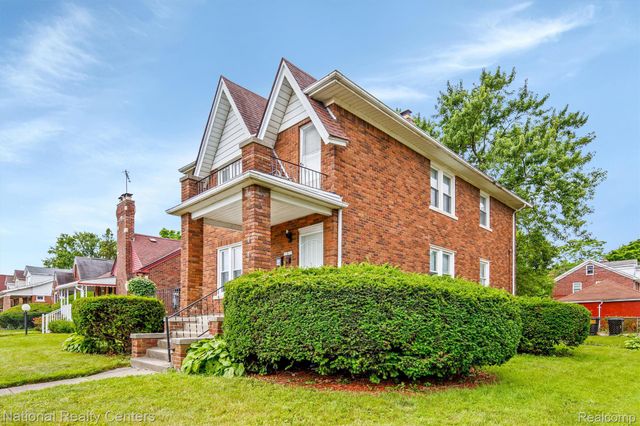 295 Eastlawn Street, Detroit, MI 48215