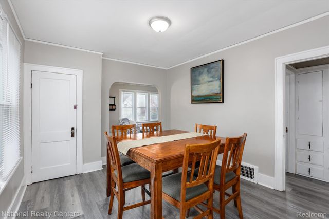 295 Eastlawn Street, Detroit, MI 48215