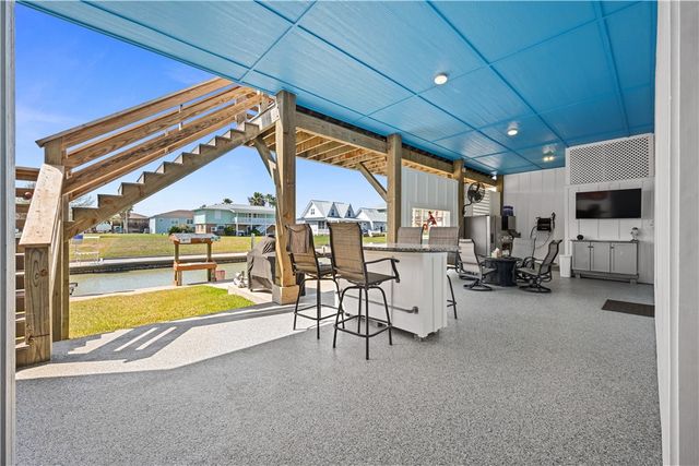 60 Magnolia, Rockport, TX 78382