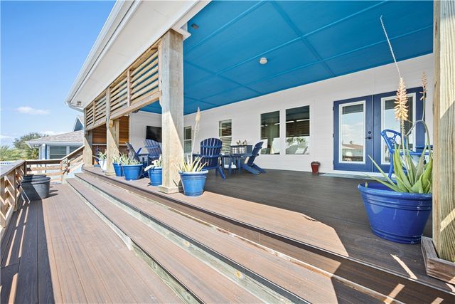 60 Magnolia, Rockport, TX 78382