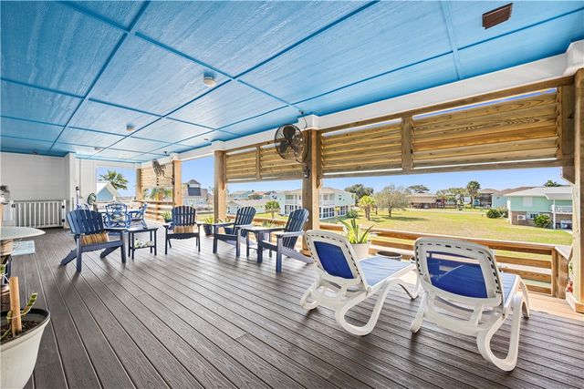 60 Magnolia, Rockport, TX 78382