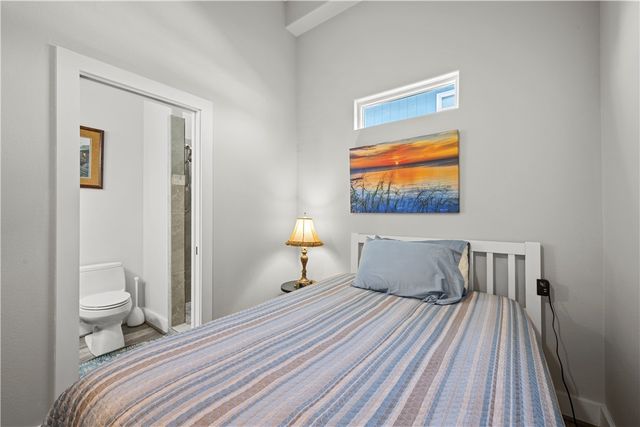 60 Magnolia, Rockport, TX 78382