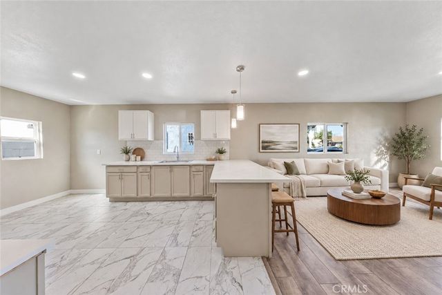 1202 E 76th Street, Los Angeles, CA 90001