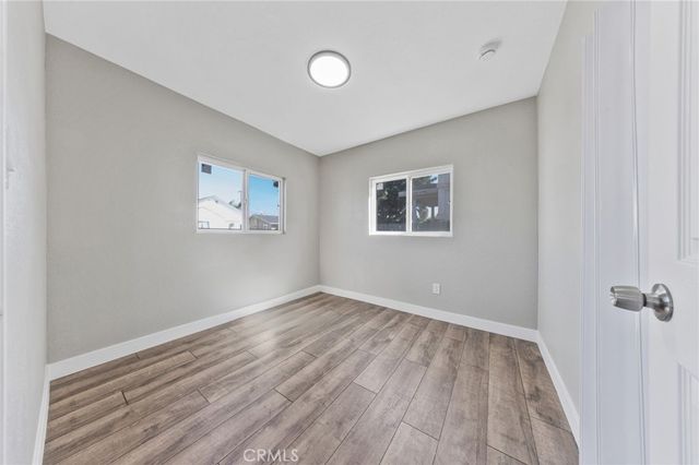 1202 E 76th Street, Los Angeles, CA 90001
