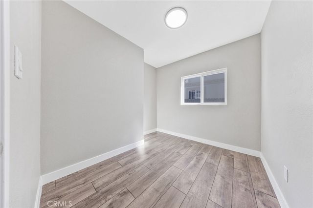 1202 E 76th Street, Los Angeles, CA 90001