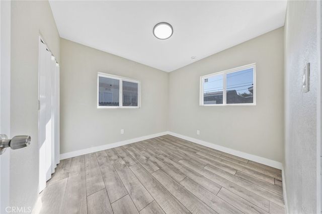 1202 E 76th Street, Los Angeles, CA 90001