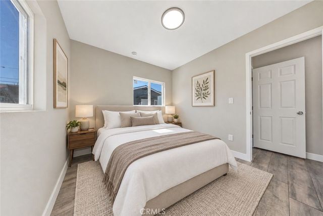 1202 E 76th Street, Los Angeles, CA 90001