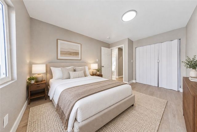 1202 E 76th Street, Los Angeles, CA 90001