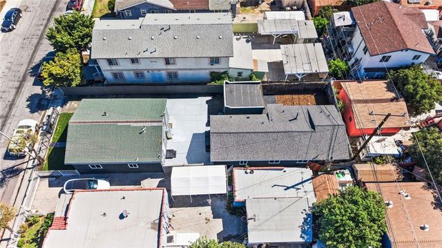 1202 E 76th Street, Los Angeles, CA 90001