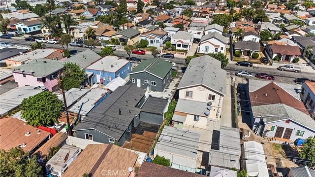 1202 E 76th Street, Los Angeles, CA 90001