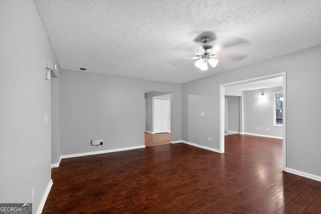 2750 Thornbury Way, South Fulton, GA 30349