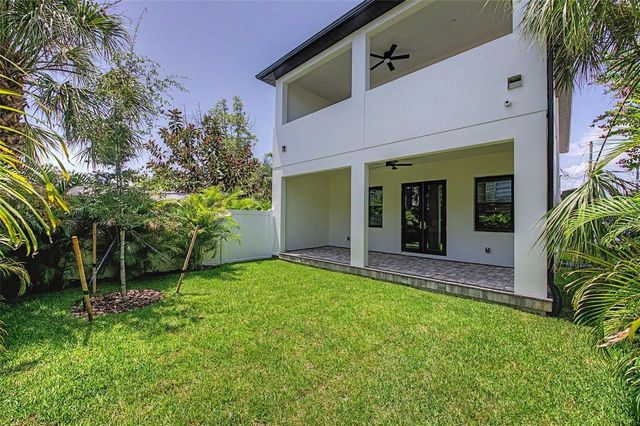 110 S ARRAWANA AVENUE 1, Tampa, FL 33609