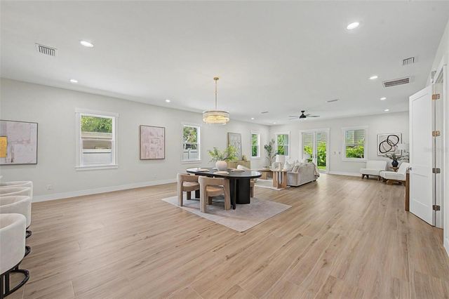 110 S ARRAWANA AVENUE 1, Tampa, FL 33609