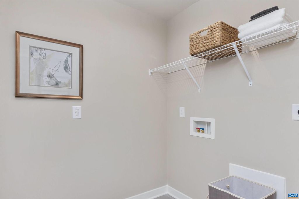 Image 15 of property listing at 131 WHITE SANDS BLVD, Barboursville, VA 22923