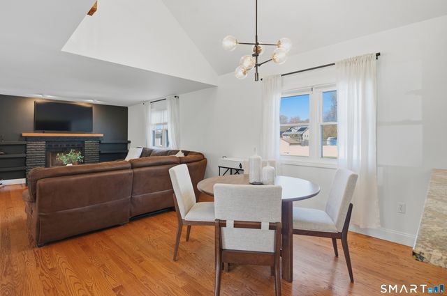 17 Melody Lane, East Hartford, CT 06118