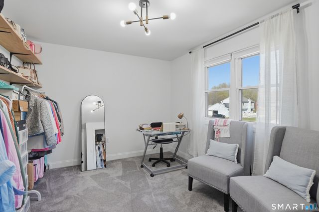 17 Melody Lane, East Hartford, CT 06118