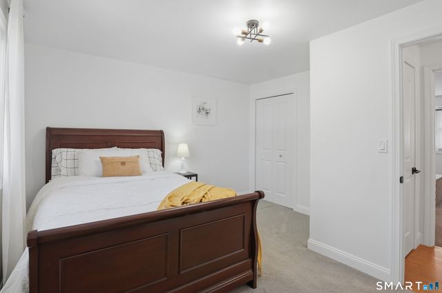 17 Melody Lane, East Hartford, CT 06118