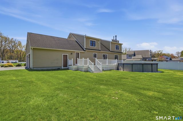 17 Melody Lane, East Hartford, CT 06118