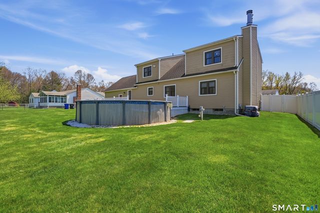 17 Melody Lane, East Hartford, CT 06118