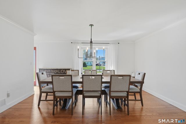 17 Melody Lane, East Hartford, CT 06118