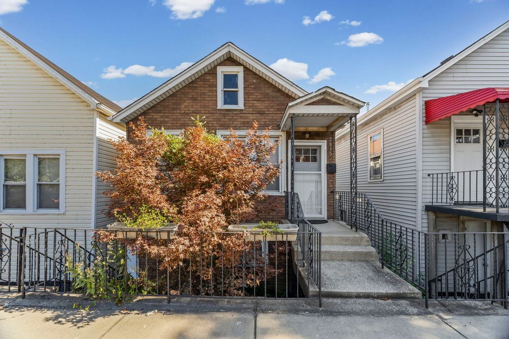 2835 S Farrell Street, Chicago, IL 60608 — exterior