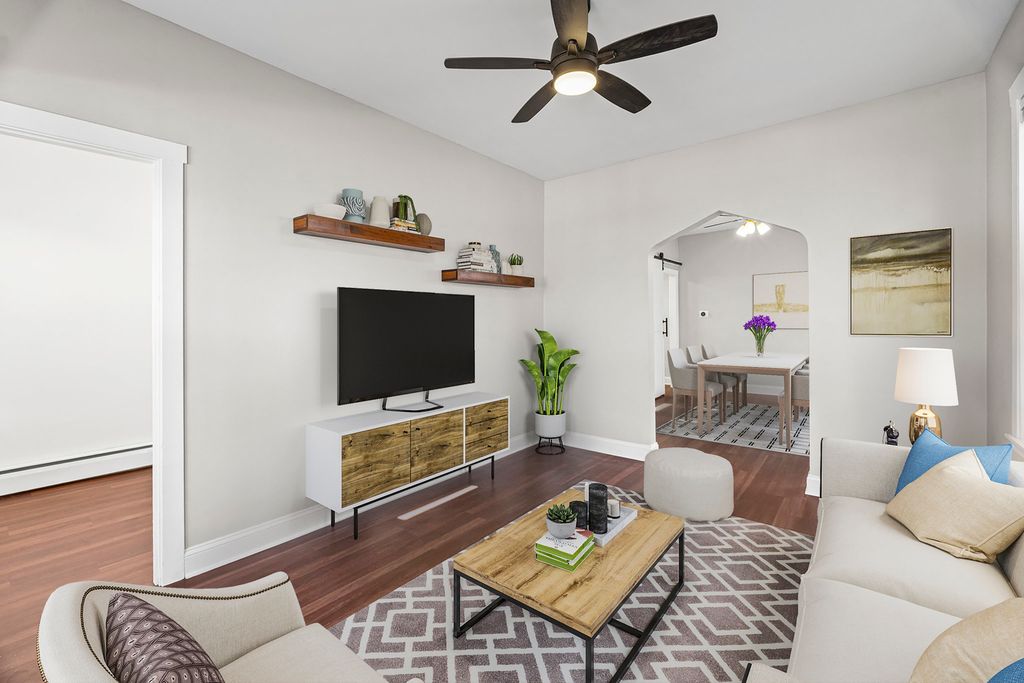 2835 S Farrell Street, Chicago, IL 60608 — photo 2