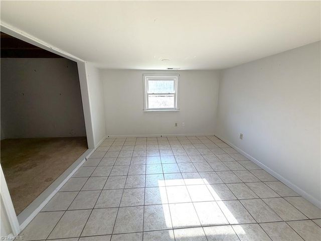 3065 Greenhouse Road, Winston-salem, NC 27127