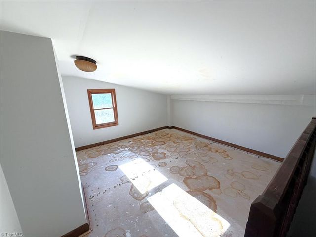 3065 Greenhouse Road, Winston-salem, NC 27127