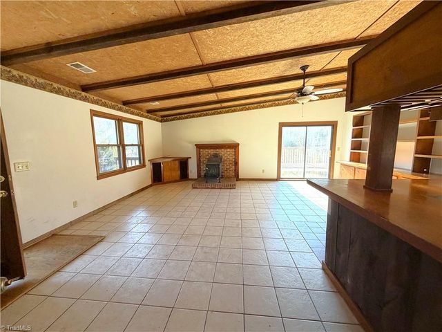 3065 Greenhouse Road, Winston-salem, NC 27127