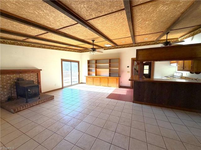 3065 Greenhouse Road, Winston-salem, NC 27127