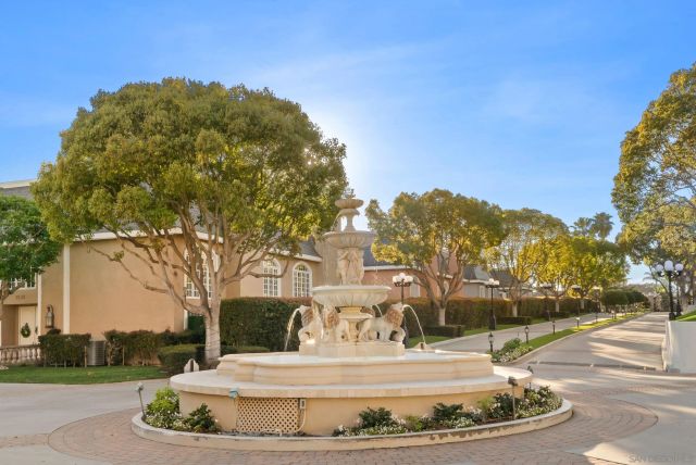 7437 Avenida De Palais, Carlsbad, CA 92009