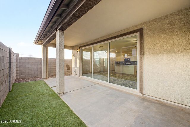 16664 W JENAN Drive, Surprise, AZ 85388