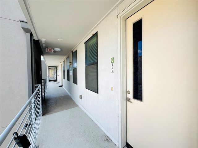 2401 Crawford Street B205, Houston, TX 77004