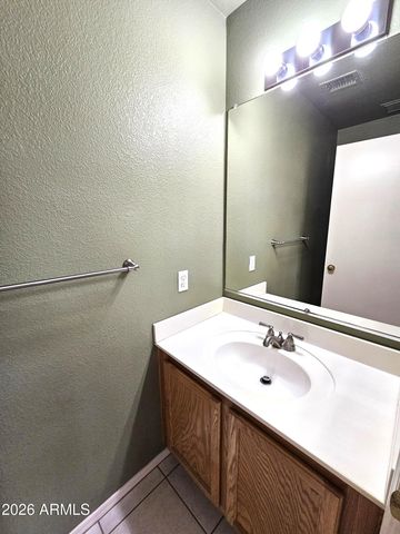 4135 E PINTO Lane, Phoenix, AZ 85050