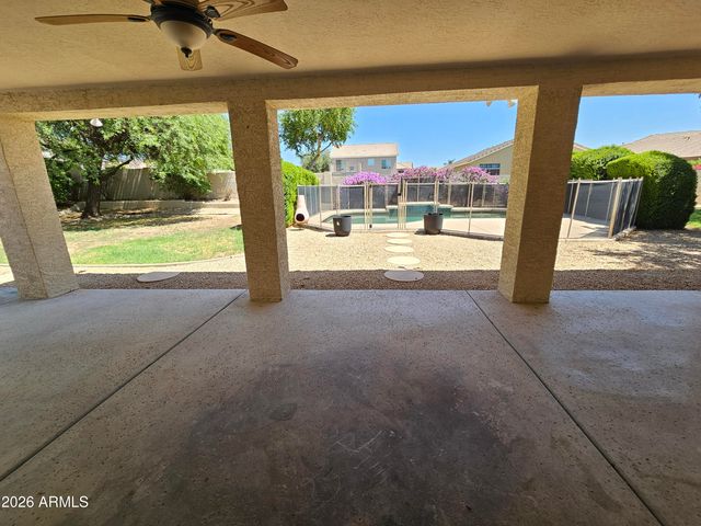 4135 E PINTO Lane, Phoenix, AZ 85050