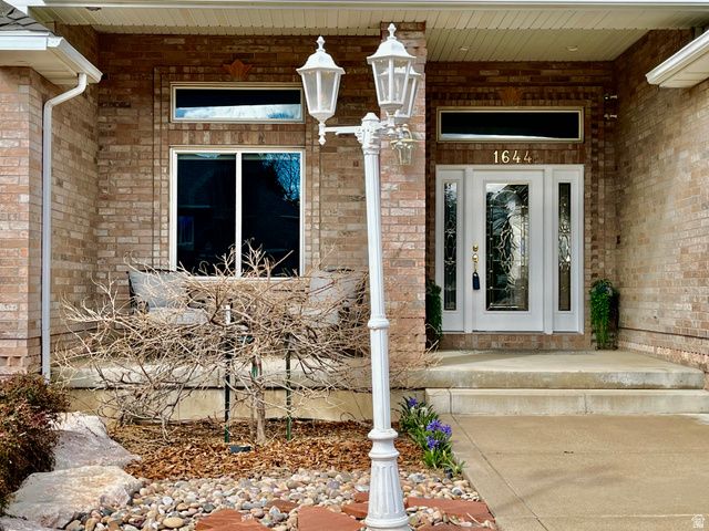 1644 E WASATCH DR, Ogden, UT 84403