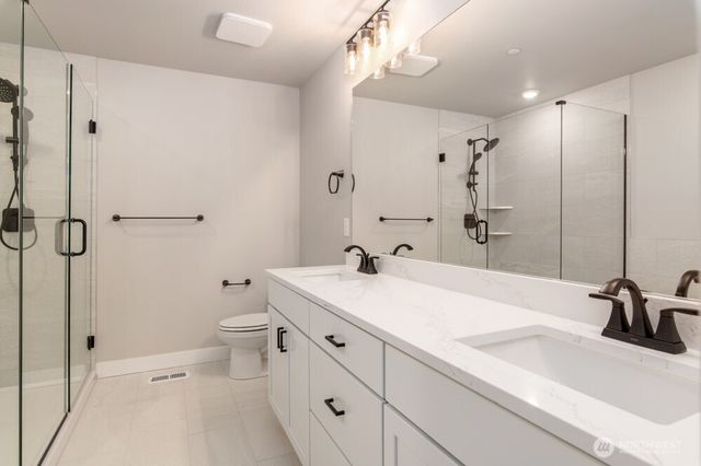 6609 S 128th Street, Seattle, WA 98178