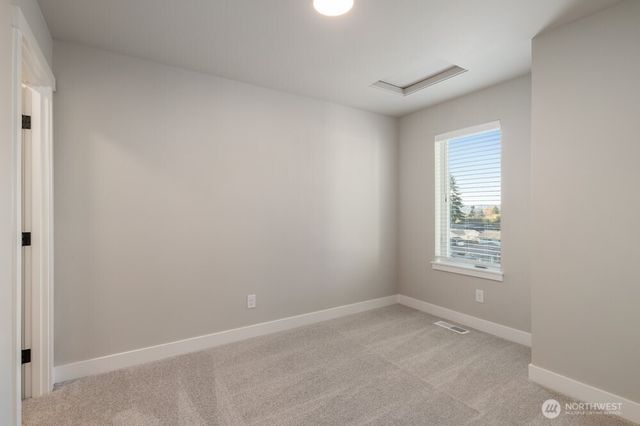 6609 S 128th Street, Seattle, WA 98178