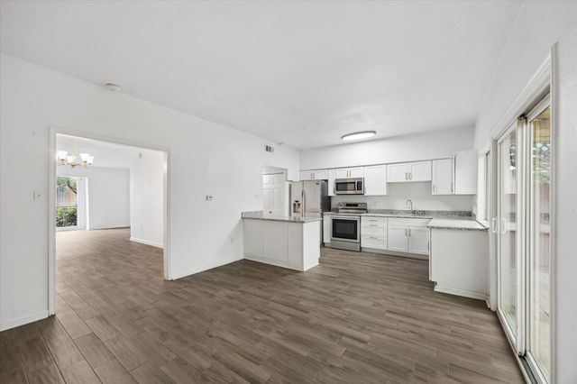 840 Threadneedle Street 207, Houston, TX 77079