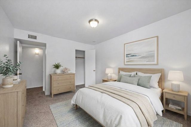 840 Threadneedle Street 207, Houston, TX 77079