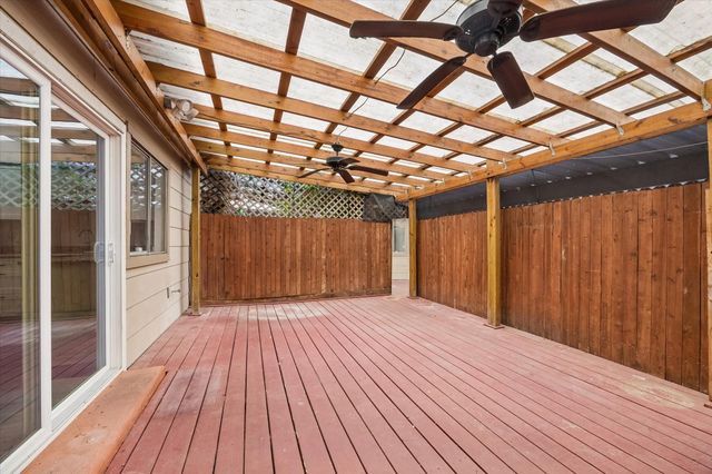 840 Threadneedle Street 207, Houston, TX 77079