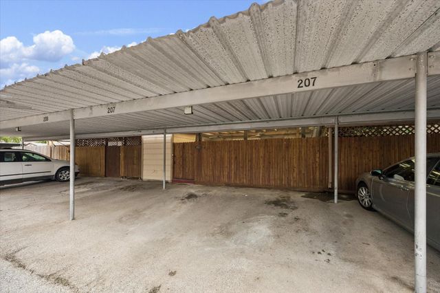 840 Threadneedle Street 207, Houston, TX 77079
